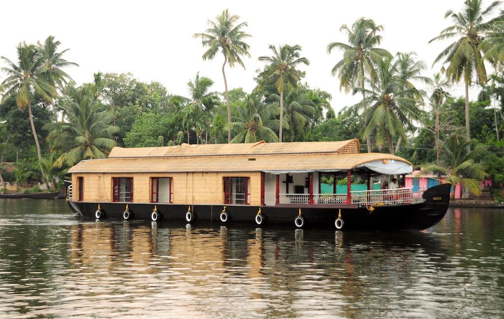 Vaishnav Tours Hotell Alappuzha Rom bilde