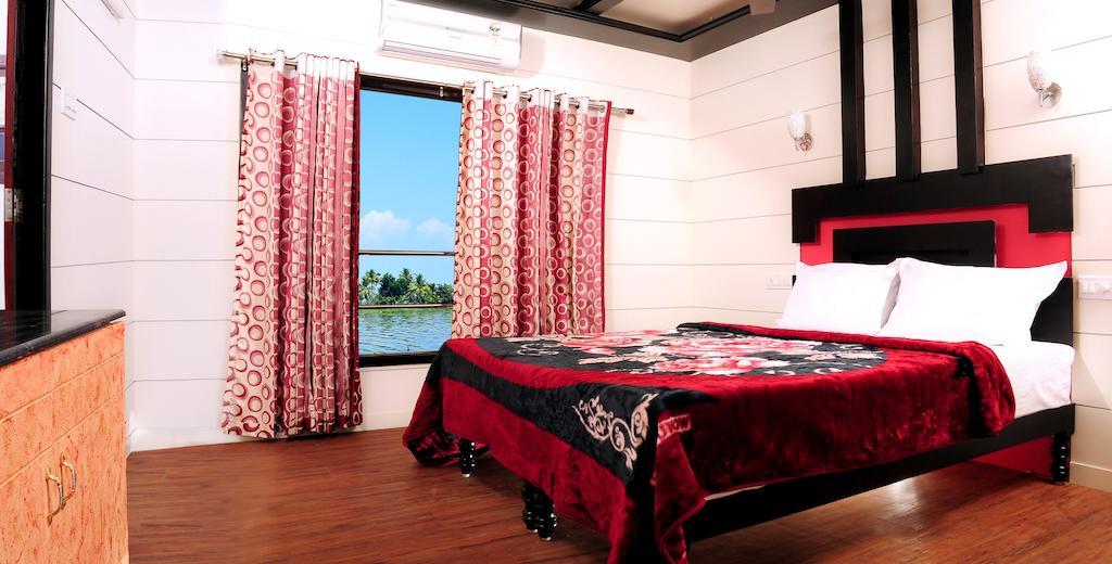 Vaishnav Tours Hotell Alappuzha Rom bilde
